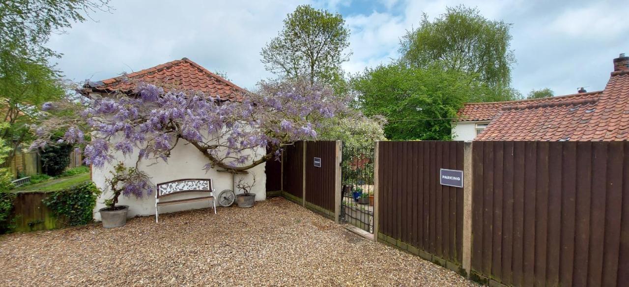 Regency Guest House Neatishead Exterior photo
